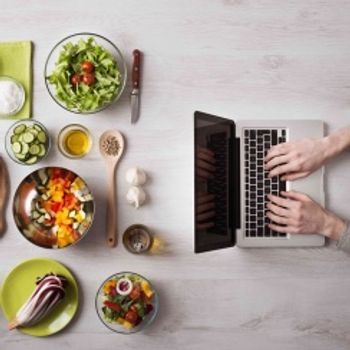 An image depicting Online Grocery - Sector Report